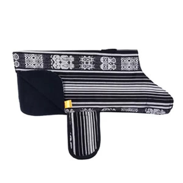 Black and white poncho 4