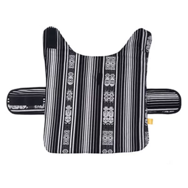 Black and white poncho 5