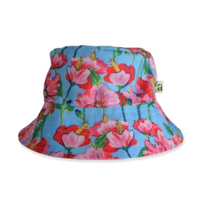 Bucket hat cockades 1