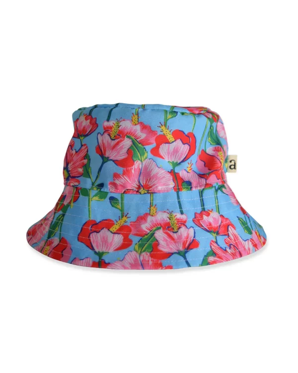 Bucket hat cockades 1