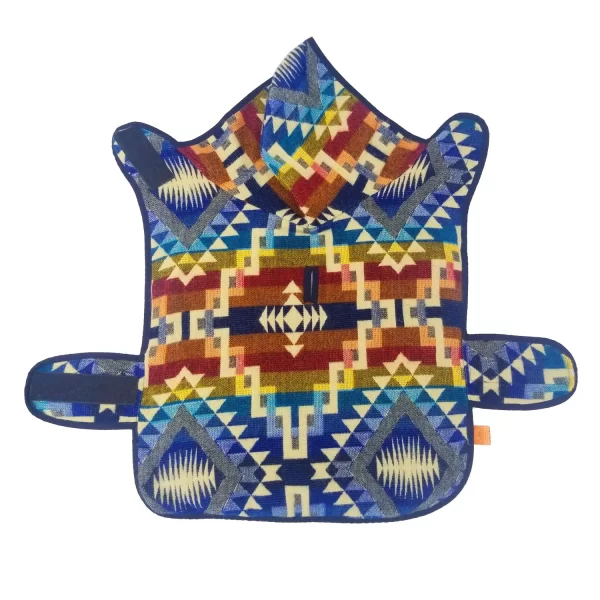 Hood crosses Poncho 4