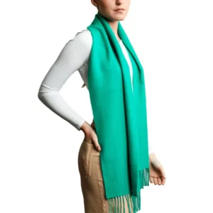 Scarf   Emerald green   100_ baby alpaca 2
