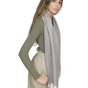 Scarf   grey   100_ baby alpaca 2