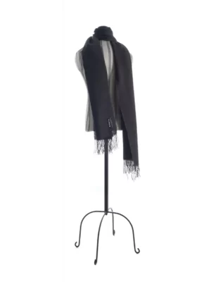 Shawl   Dark grey   70_ baby alpaca 30_ silk 1