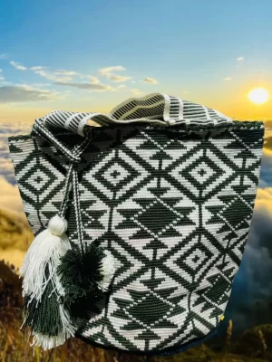 Short Strap Wool Shigra – Beige & Olive Green