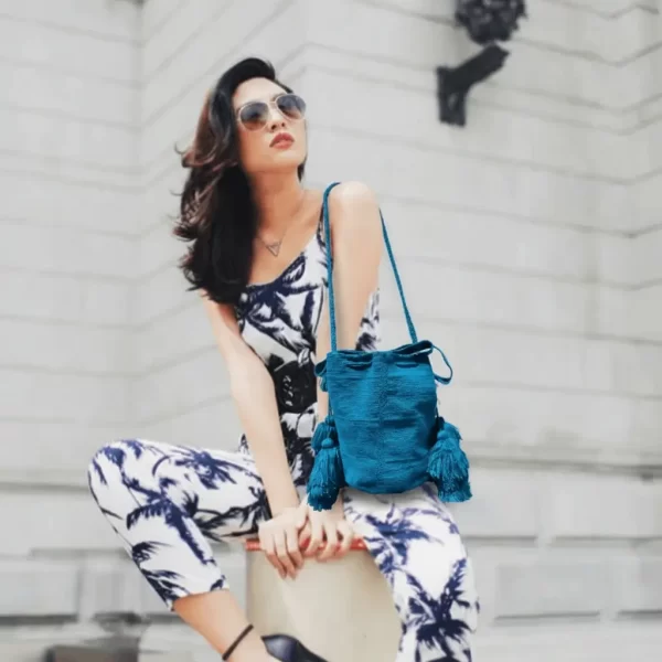Solid Turquoise Shigra – Long Strap, Handmade Wool Bag - Imagen 2